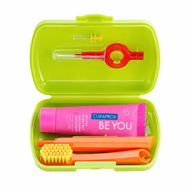 Curaprox Travel Set Zielony - zestaw podróżny
