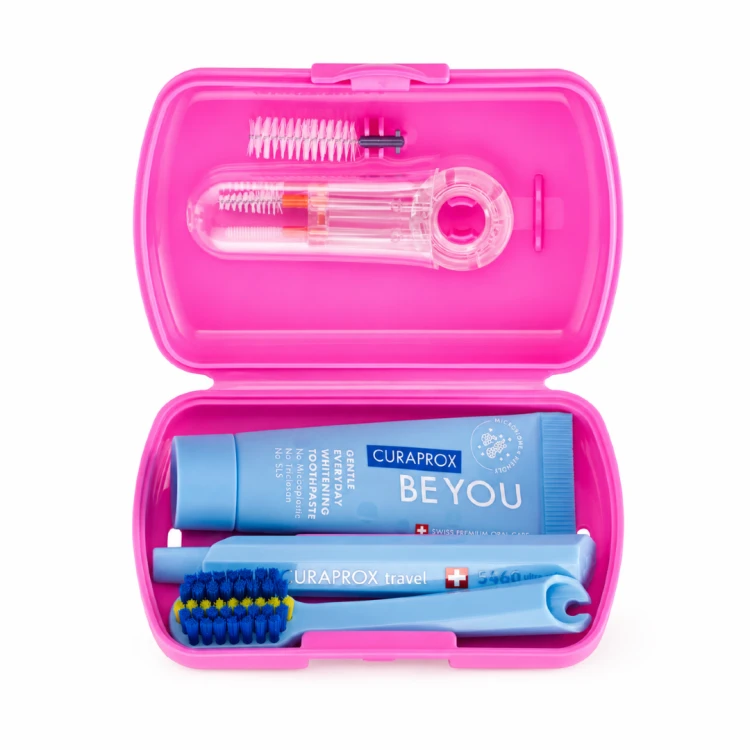 Curaprox Travel Set Ortho Różowy - zestaw podróżny ortodontyczny