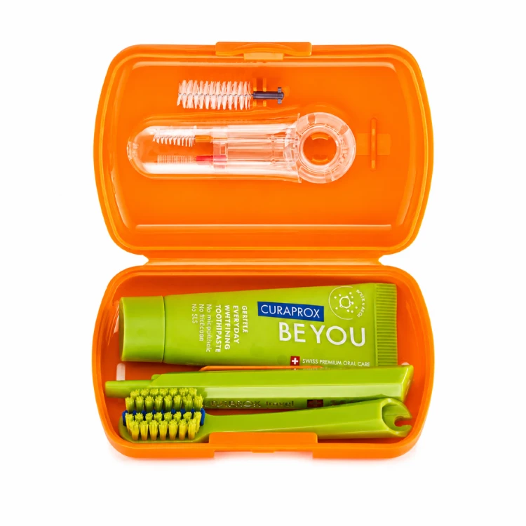 Curaprox Travel Set Ortho Pomarańczowy - zestaw podróżny ortodontyczny